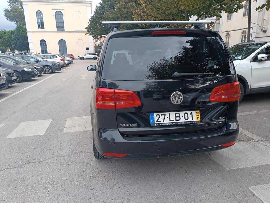 VW Touran Highline 1.6 TDI 7Lugares