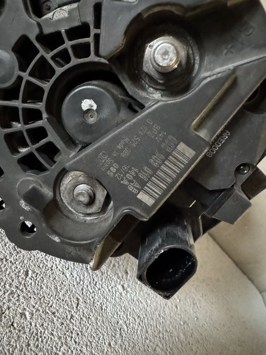 Генератор VAG 06B903016 AB