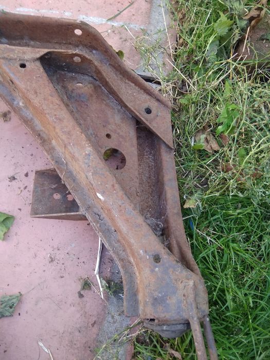 Балка передня для бмв 5 1978 року