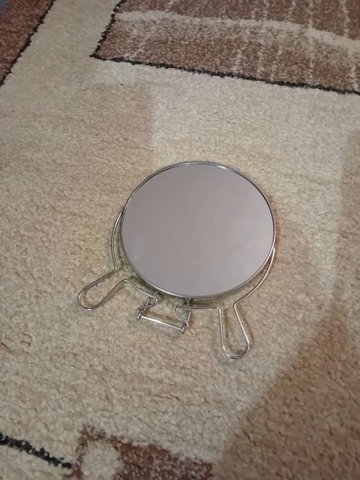 Lusterko do postawienia