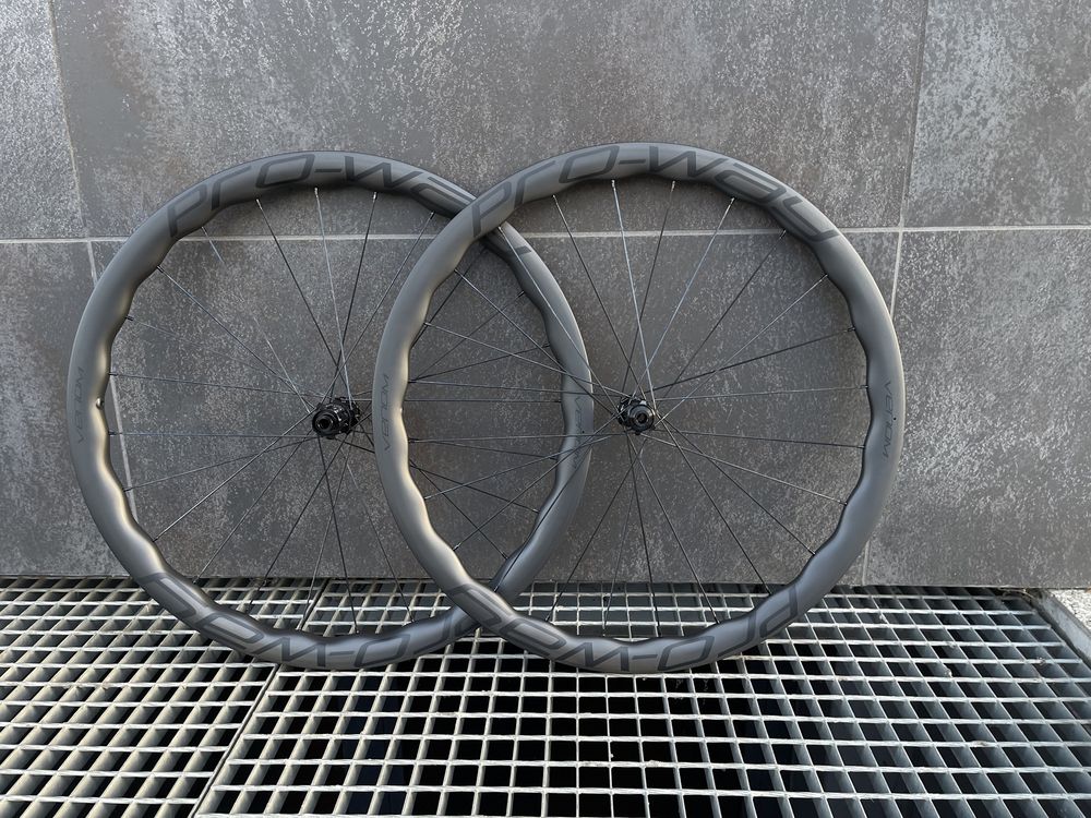 Koła szosowe carbon PRO-WAY VENOM 40mm 1325g! (karbonowe gravel rower)