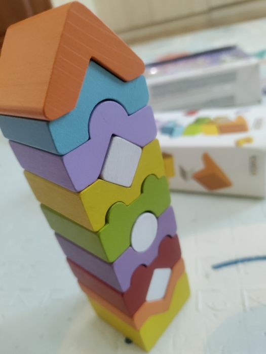 Пірамідка CUBIKA 12 елементів дерево