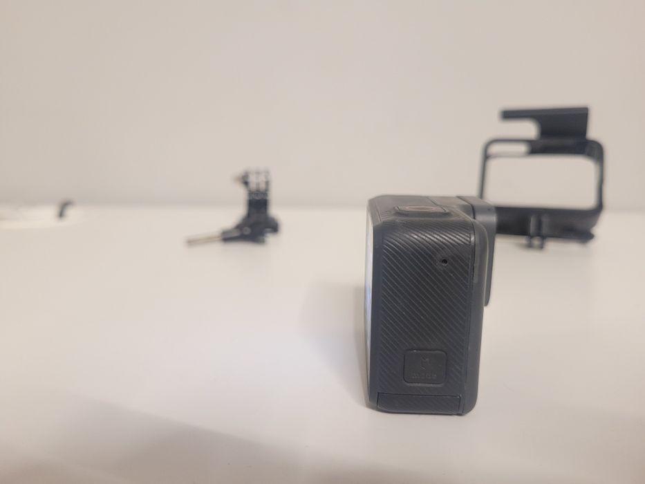 GoPro Hero 5 Black – kamera sportowa 4K + karta 64GB – idealny stan