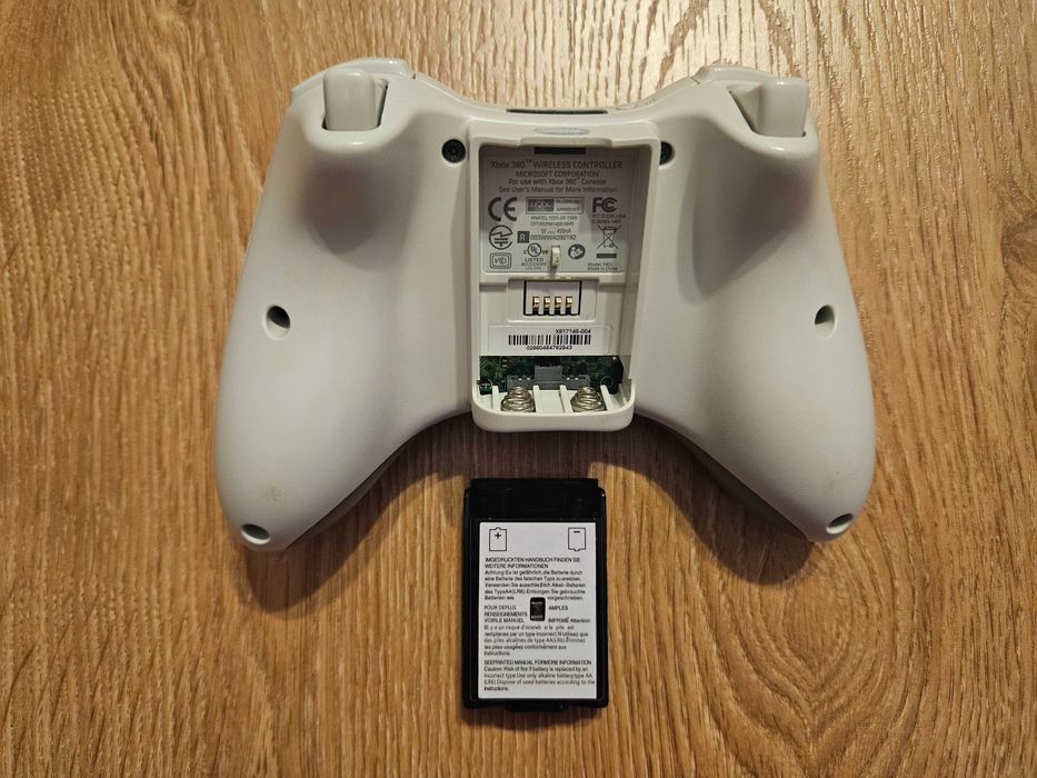 Oryginalny biały Pad Kontroler Xbox 360 Microsoft