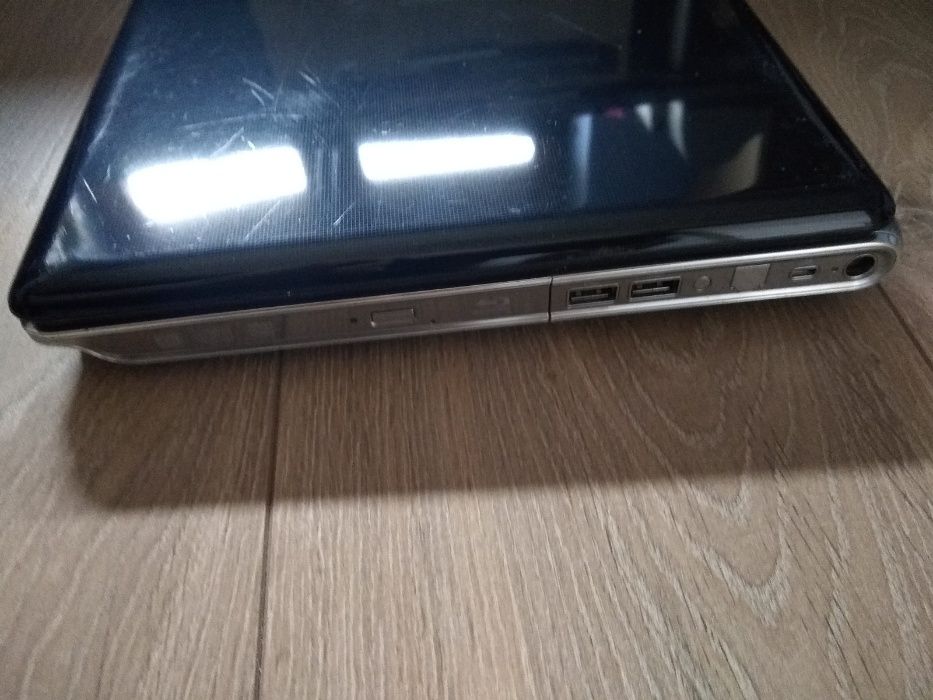 HP Pavilion dv5-1030ew - uszkodzony