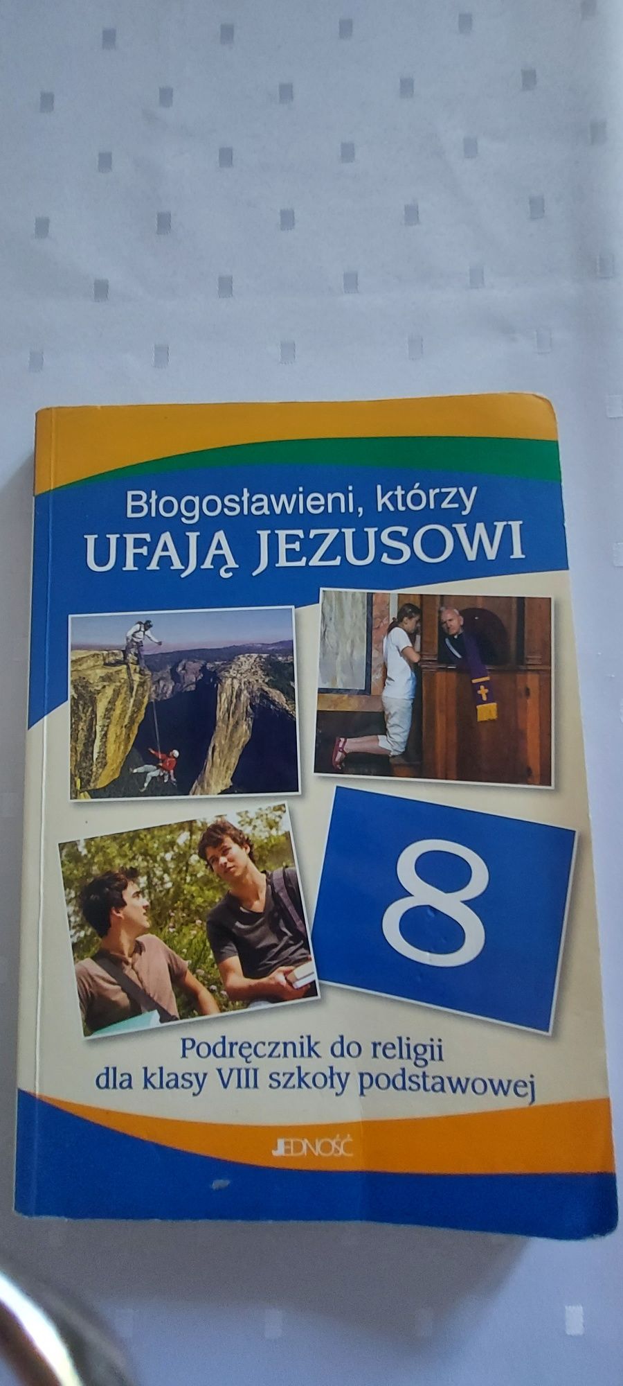 Książka podręcznik do religii klasa 8