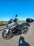 Honda integra 750