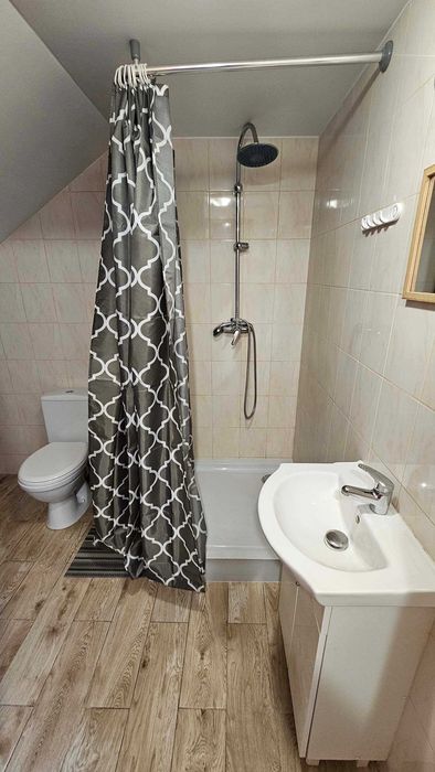 Dom - 64 m - 2 pokoje - kwatera dla 8 os.  - Ursus Gołabki