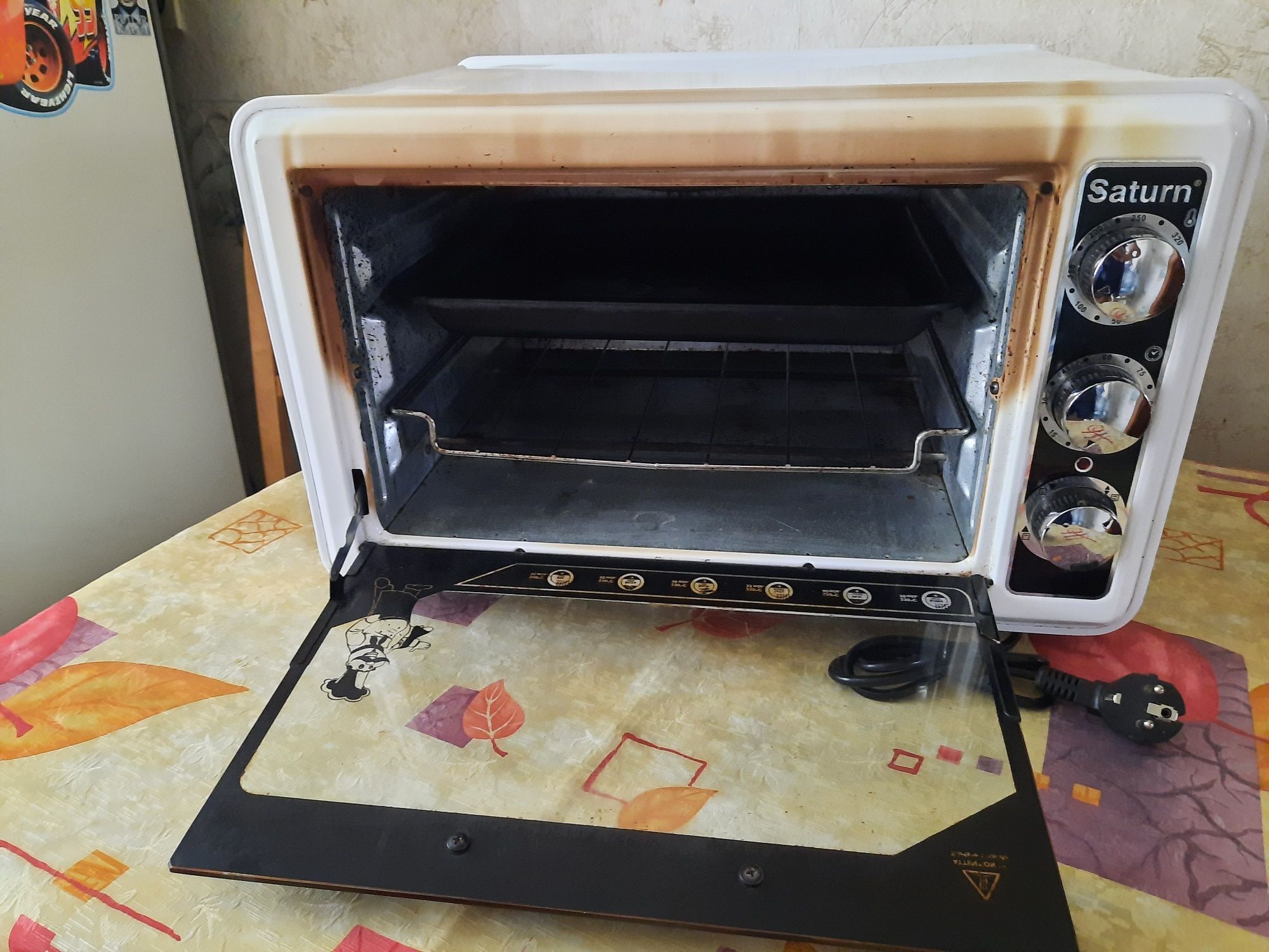Электропечь SATURN ST-EC 1076