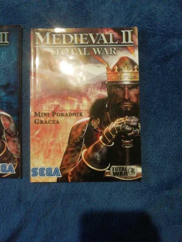 Medieval II Total War PC wersja pudełkowa plus Poradnik i planista
