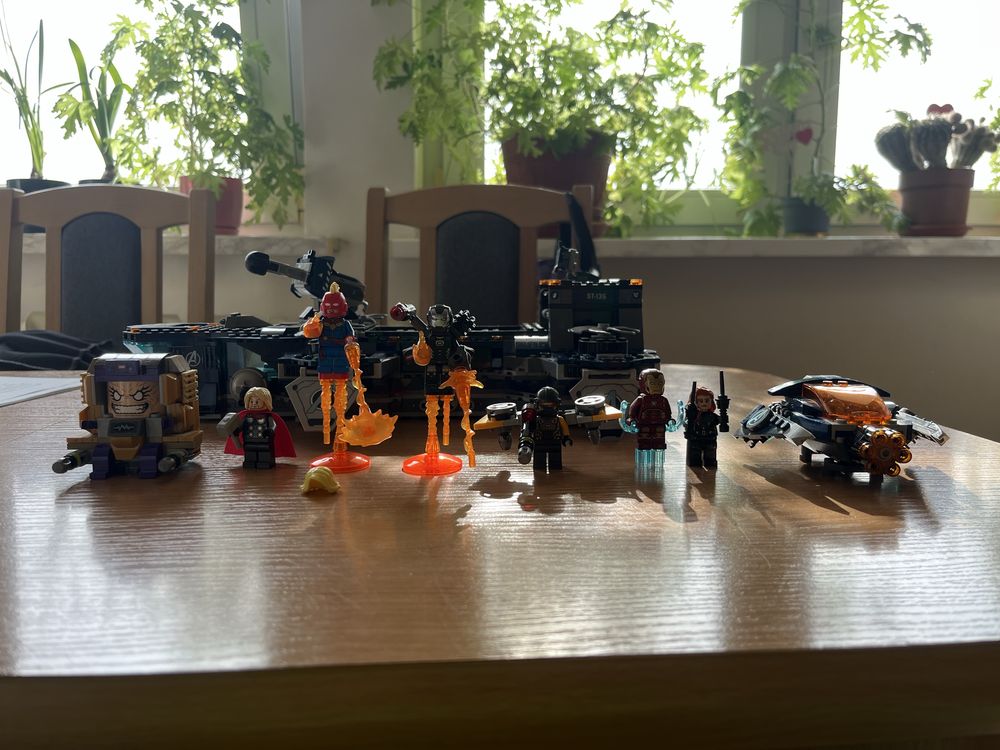 Lego avengers zestaw 76153