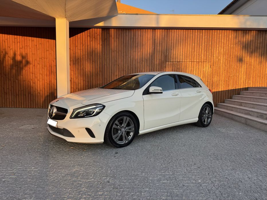 Mercedes A200 CDI 7G-DCT - Desde 260€ Mês