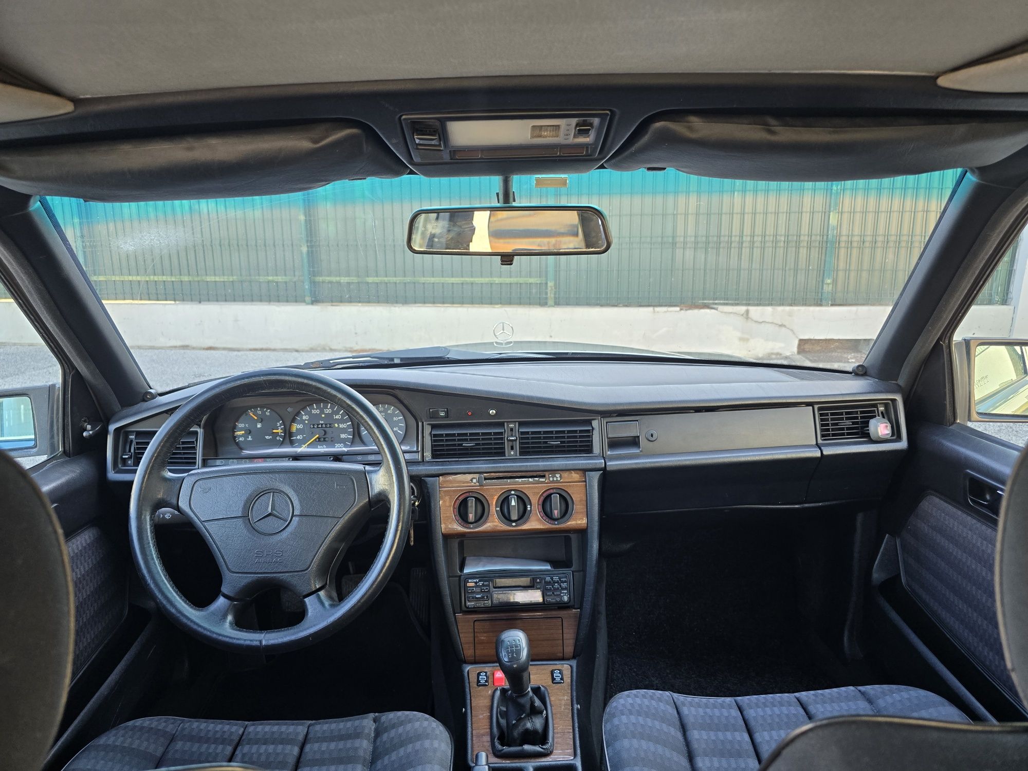 Mercedes Benz 190D 2.5