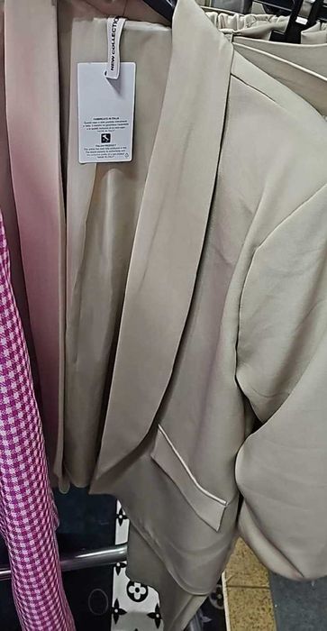 Garnitur damski włoski beżowy XL