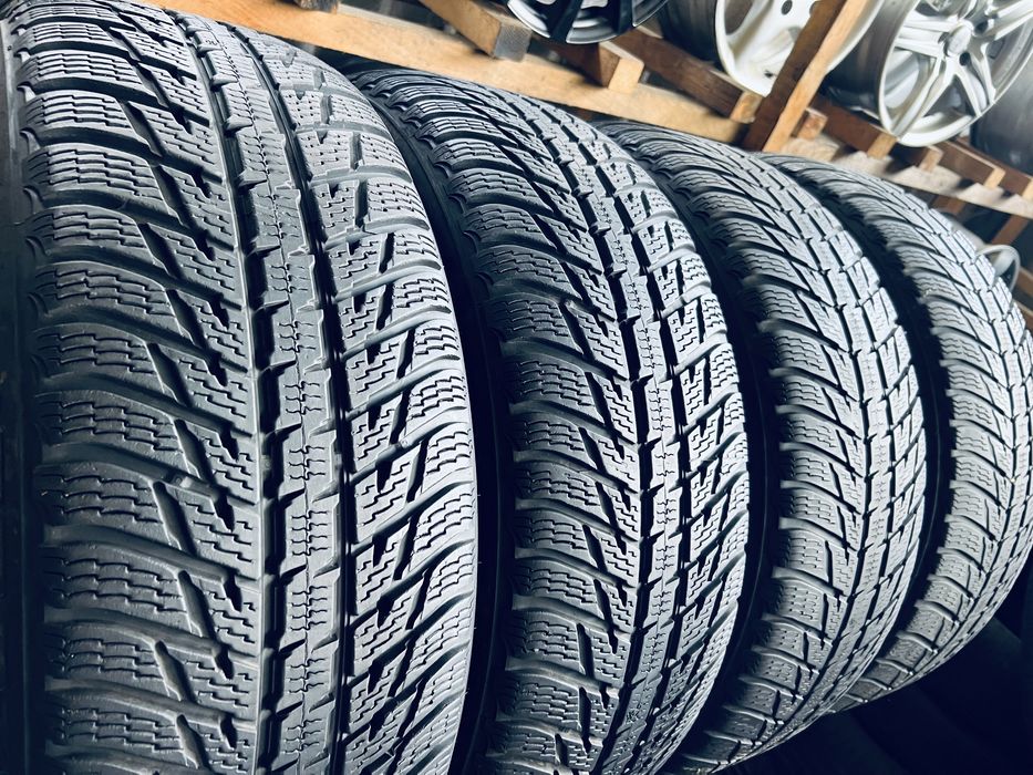 Шини Резина Зимові 235 65 17 Nokian WR SUV3 [1818] 4шт