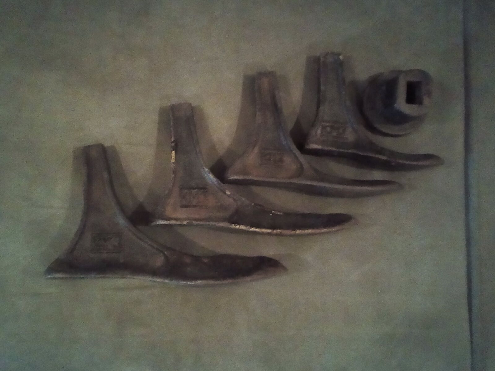 Ножки для ремонта обуви железо