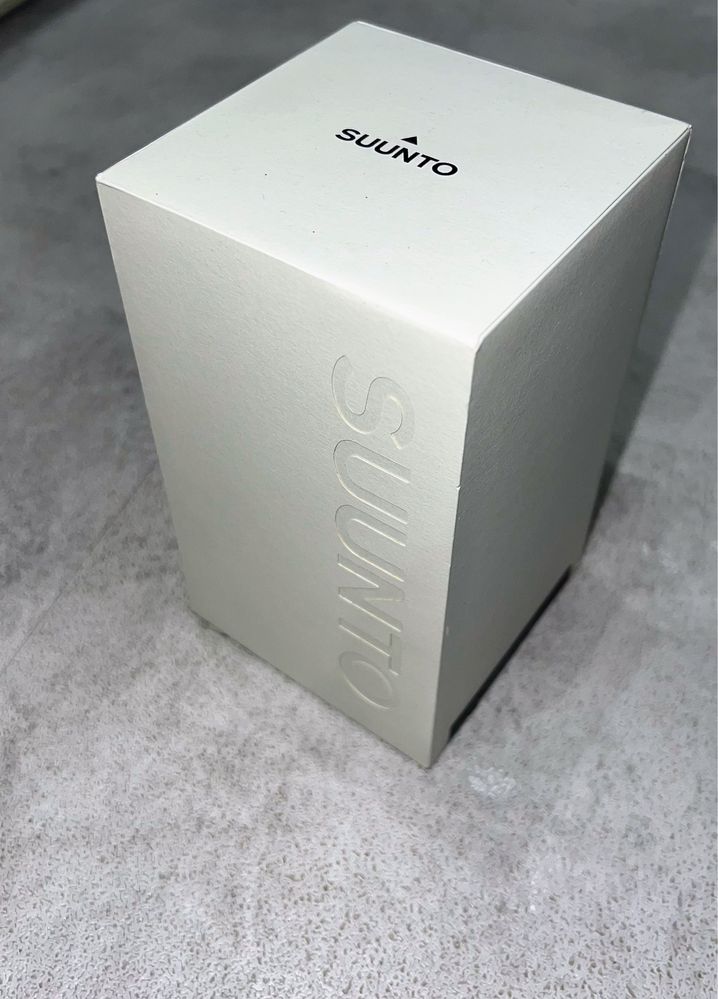 Suunto Race Czarny AMOLED GPS - Na Gwarancji! Kompletny Zestaw BDB!