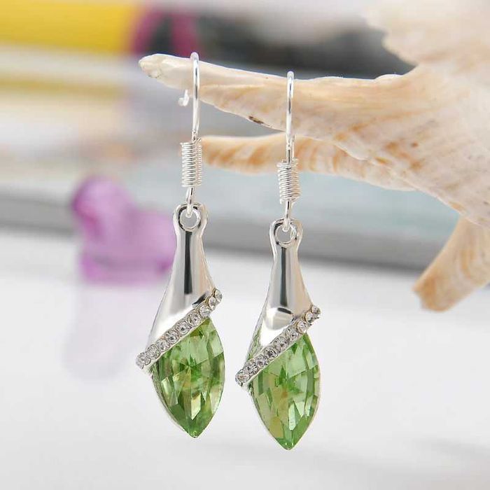 vendo varios pares de brincos novos