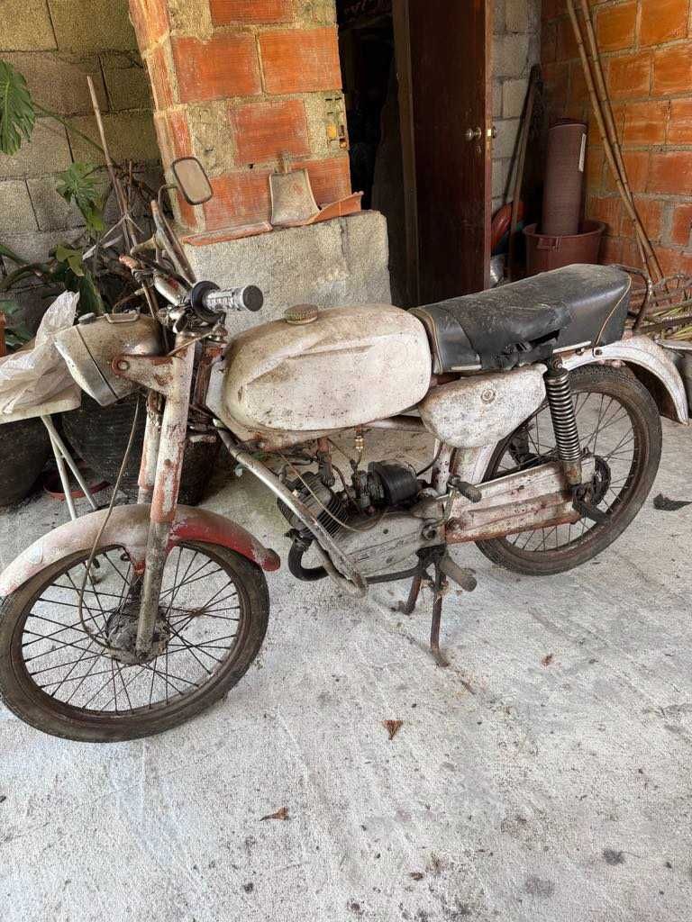 Mota casal piedense