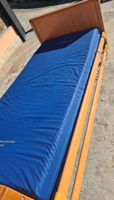 Cama articulada elétrica