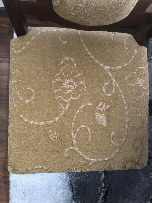 Rozkładany stół + 6 krzeseł