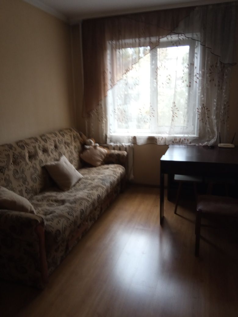 Сдам 2-комнатную квартиру, пл. Освобождения, Кривой Рог, долгосрочно