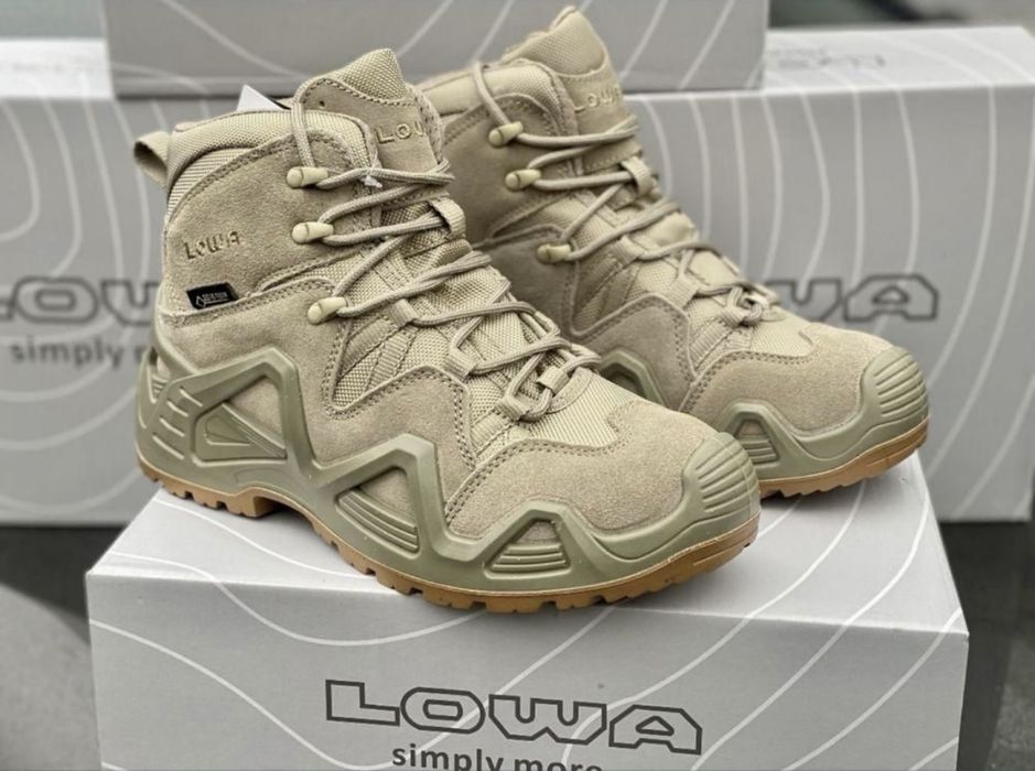 Берцы LOWA 40 та 42 розмір