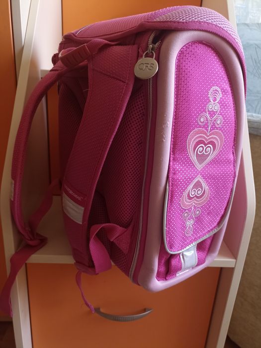 Портфель шкільний з ортопедичною спинкою