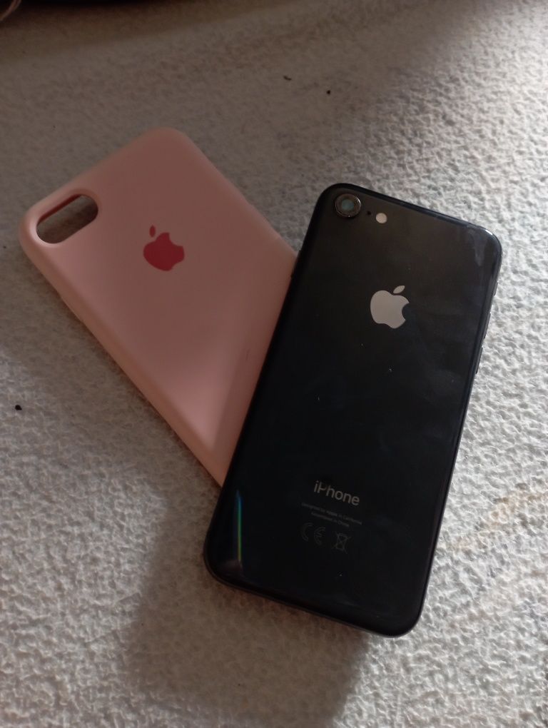 iPhone 8 64Gb 4ram