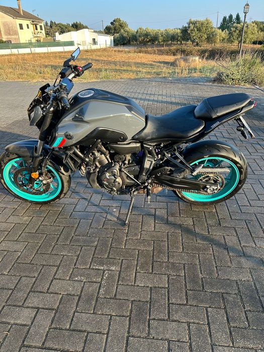 Yamaha MT07 2022