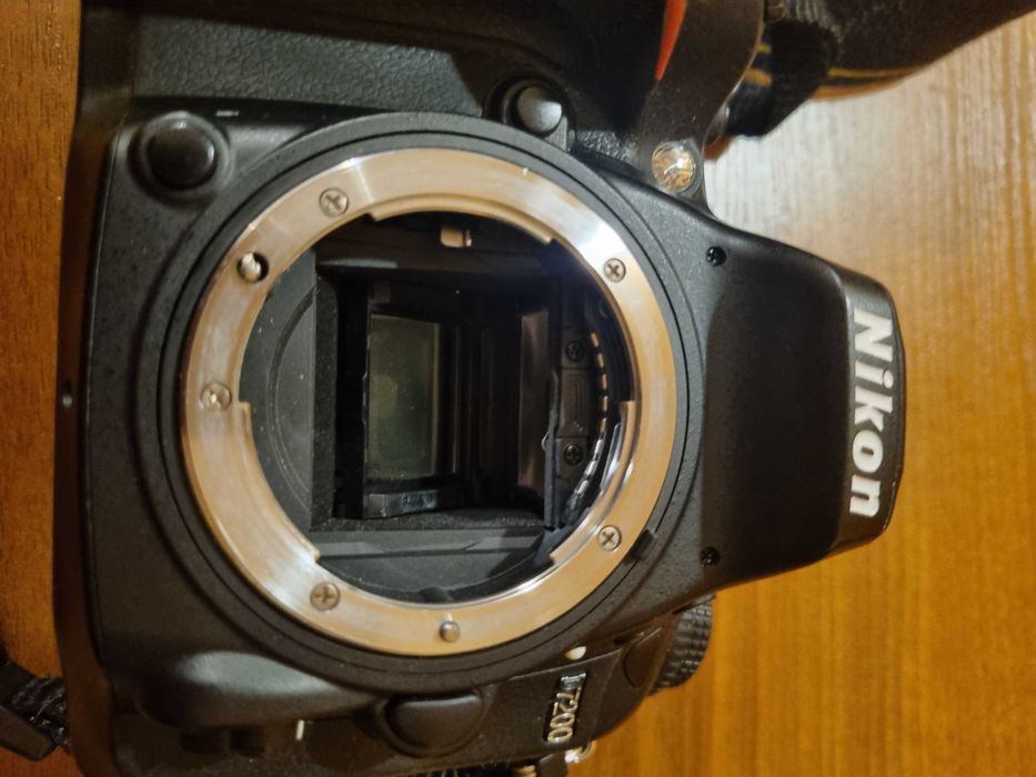 Aparta Nikon D 7200 z obiektywem Sigma Art 18-35 1,8
