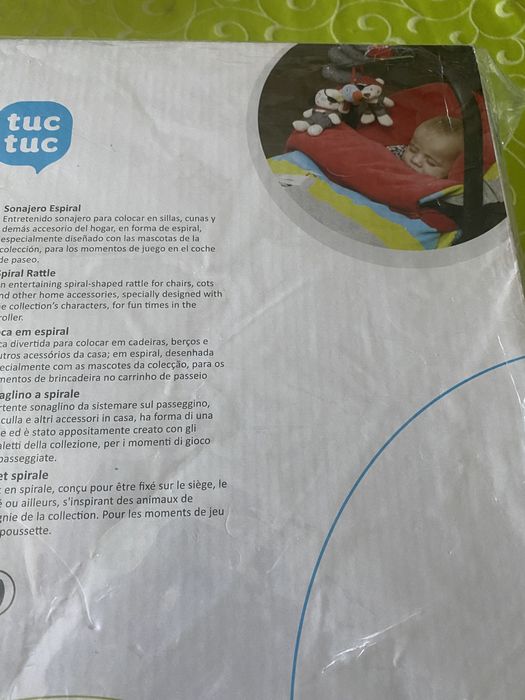 Vendo conjunto bebé tuc tuc