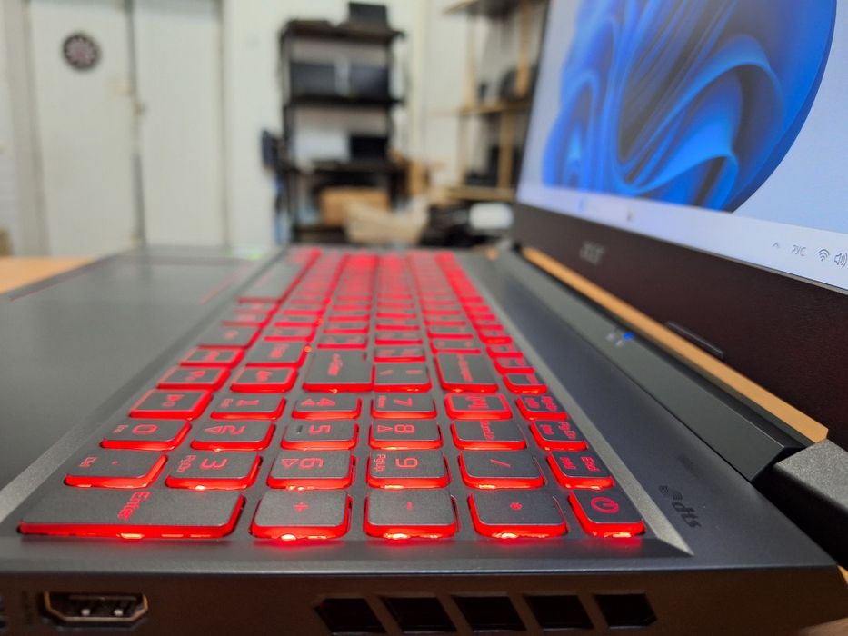 Acer Nitro 5 AN515-55 i5-10300H RTX 3050 4Gb DDR4 16Gb SSD 512Gb