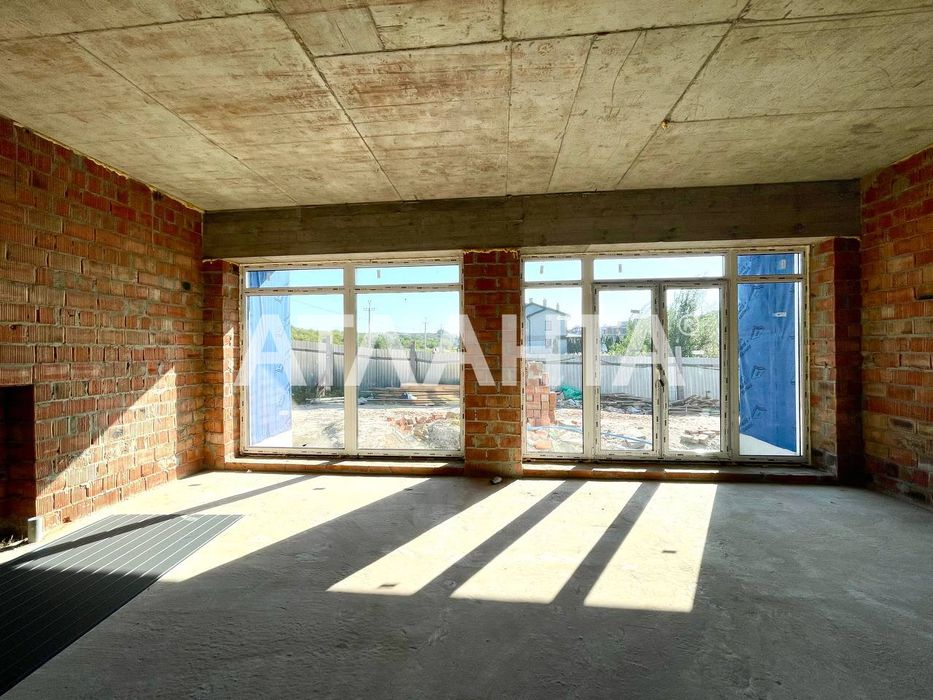 Продаж котеджів в Солонці всього за 5 хв від King Cross