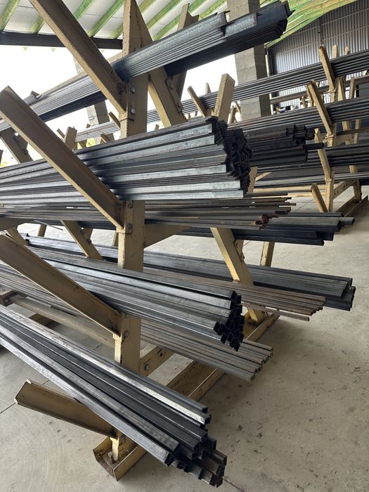 Труби круглі. Труби профільні. - металопрокат (Ціна за тонну)