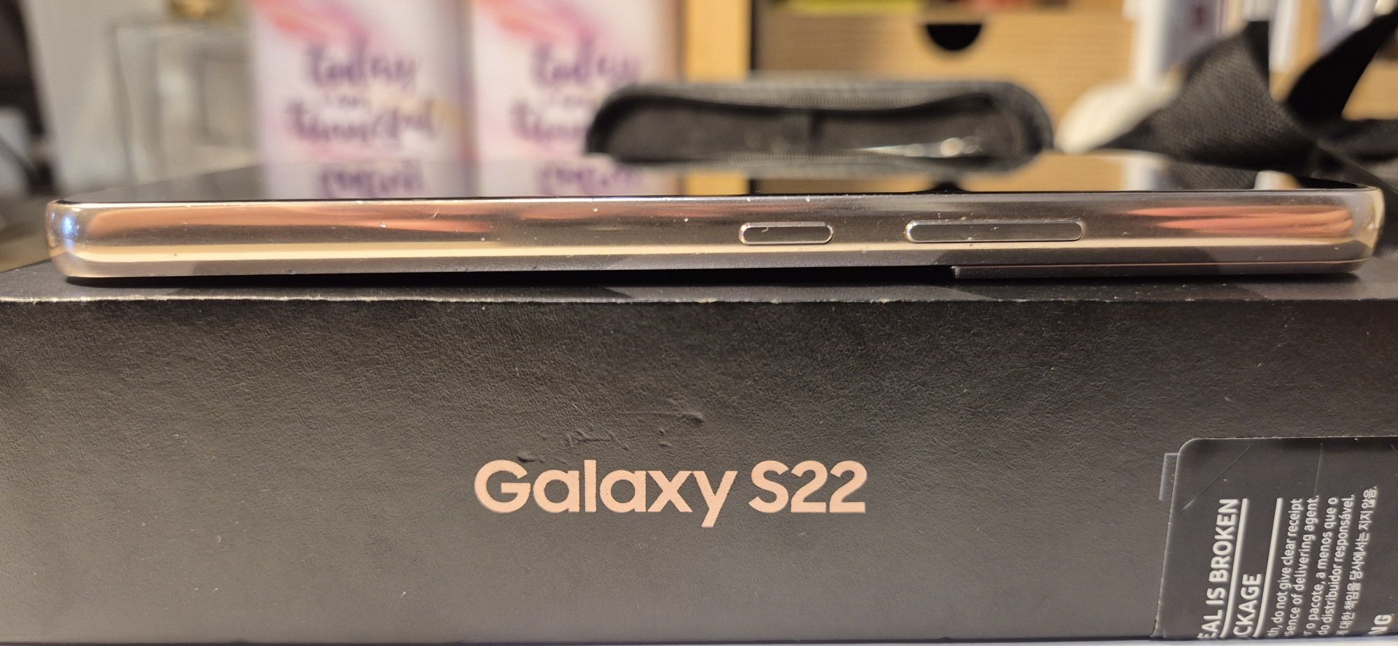 Samsung Galaxy S 22 Pink Gold