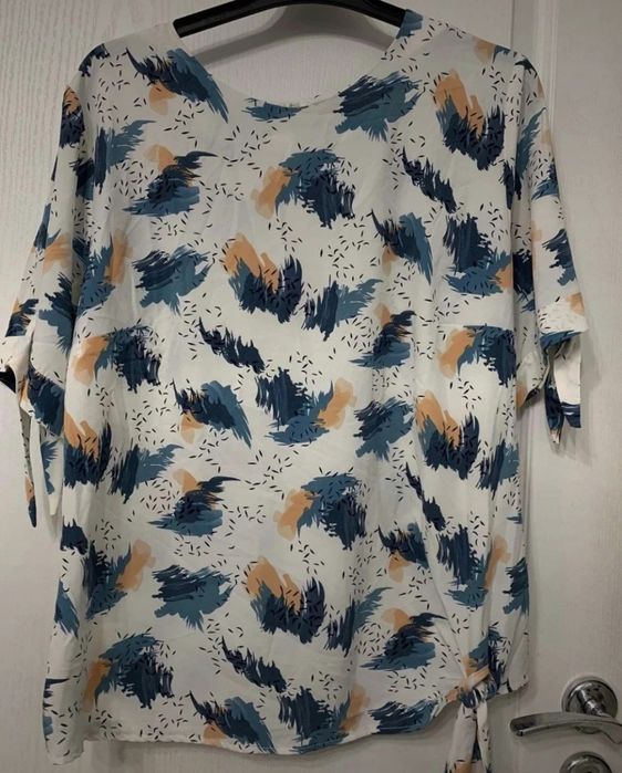 Bluzka raz założona 42