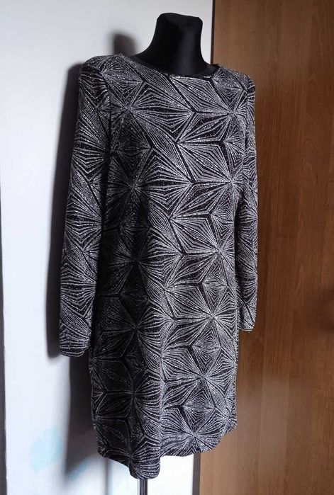 Czarno srebrna wizytowa sukienka r. 44/46