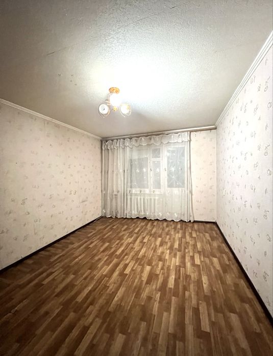 Продается 1 ком кв в Осипенковском р-не по ул Звенигородская