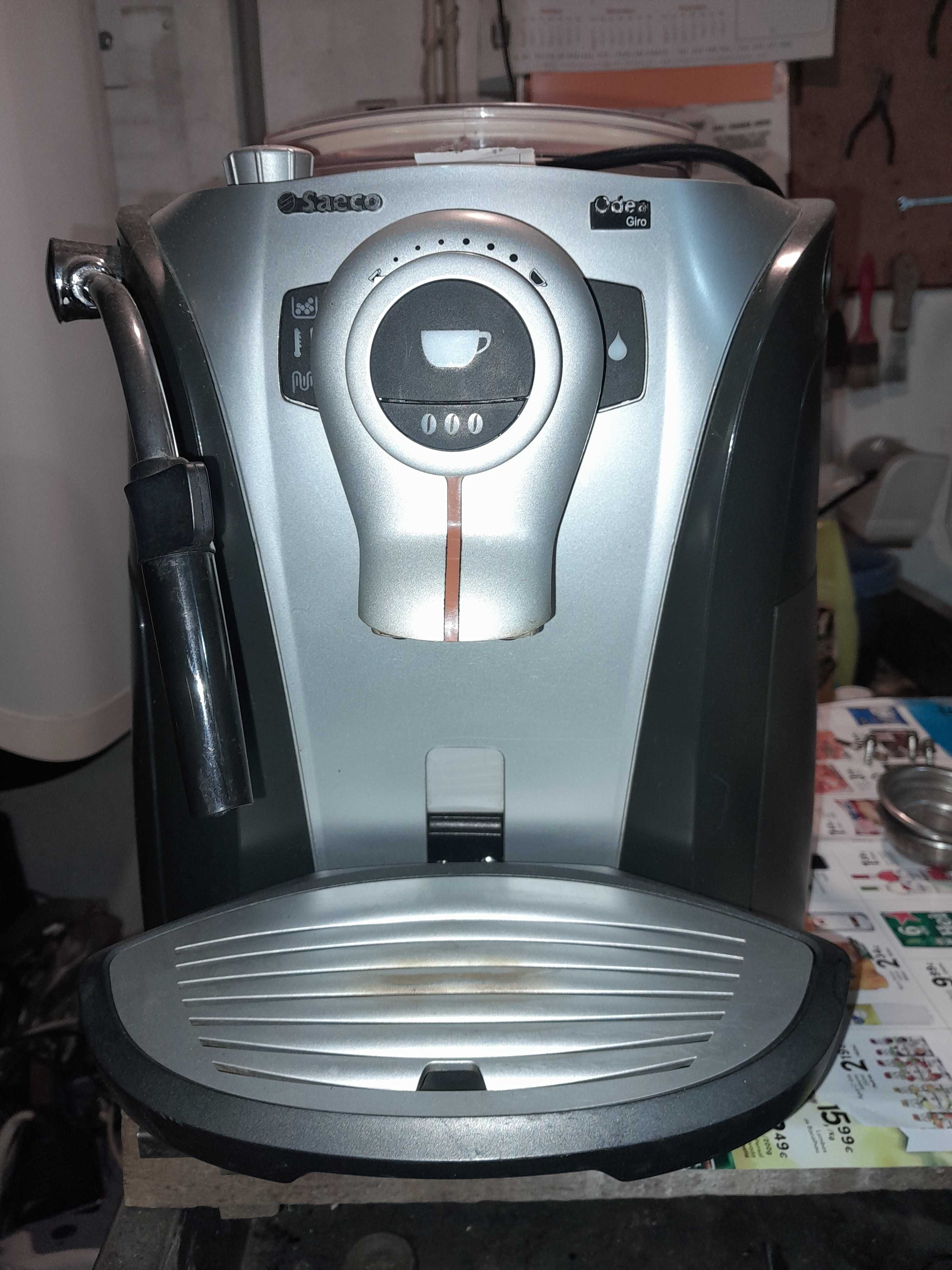 Maquinas de café automáticas para peças ou reparação.