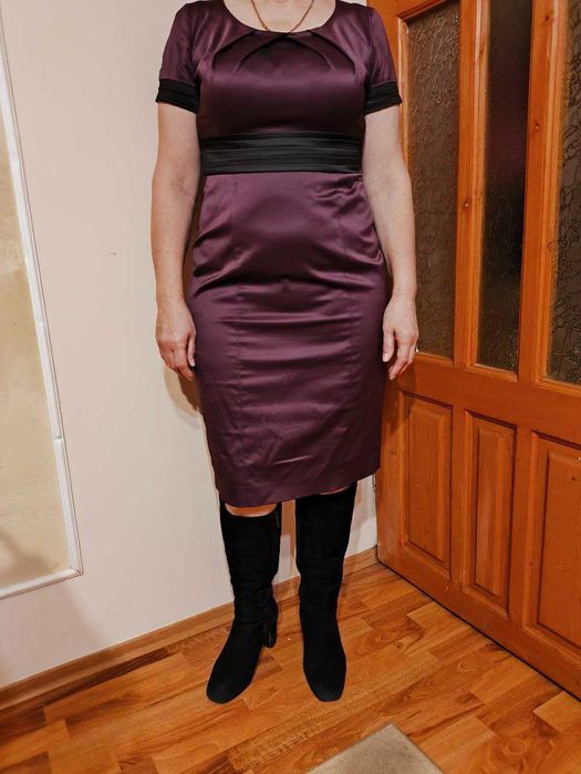 Продам платье большого размера.