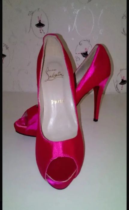 Sapatos Christian Louboutin VERY PRIVE 120