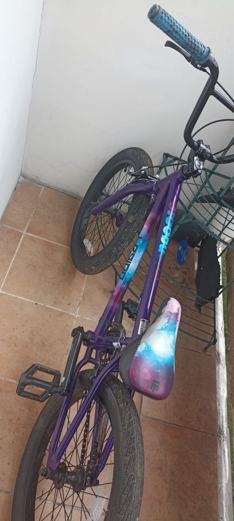 Rower Mongoose BMX