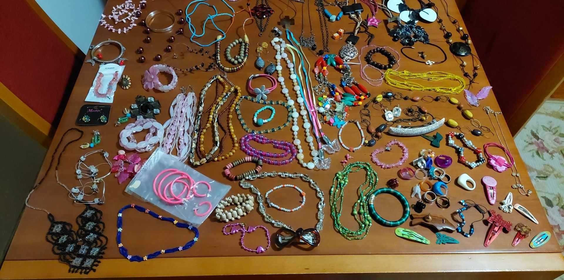 Bijuteria diversa / Acessórios moda diversos