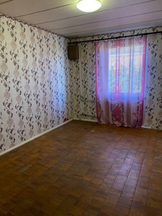 Продам 1-комнатную квартиру в Чугуеве