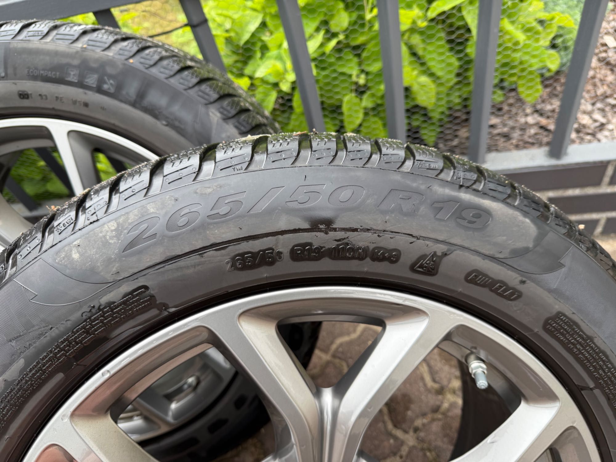 Koła zimowe BMW X5 G05 X6 G06 V SPOKE  BMW OEM runflat