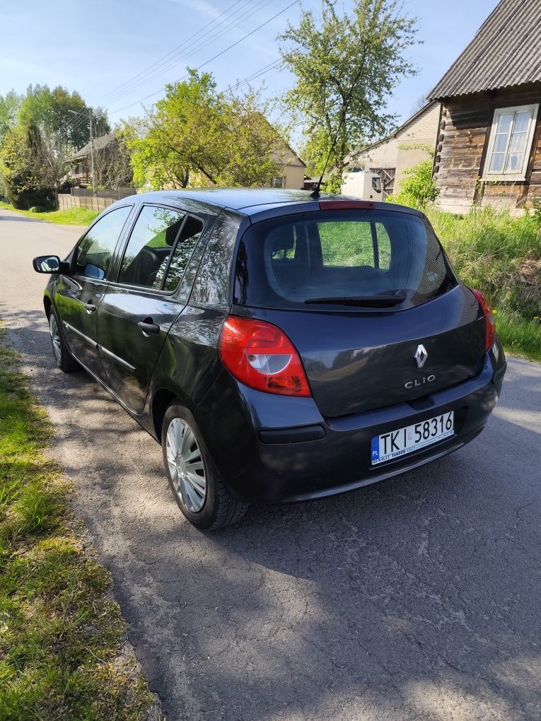 Sprzedam ładne Renault Clio 3 1.4 LPG