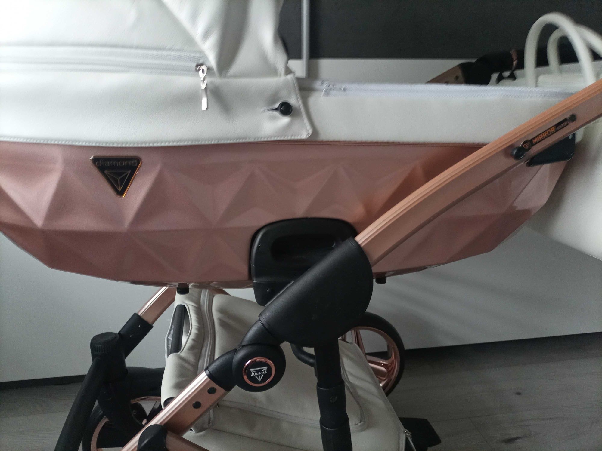 Wózek junama diamond 2w1 gondola+nosidełko