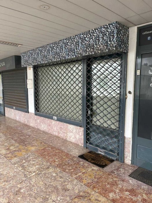 Loja em galeria comercial