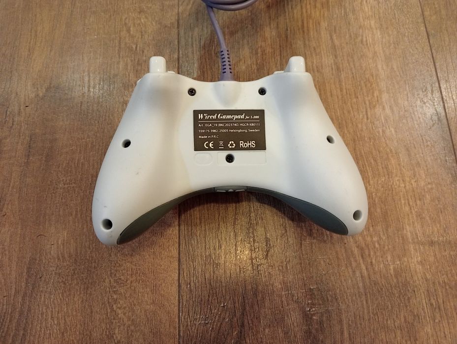 Pad do konsoli Xbox 360